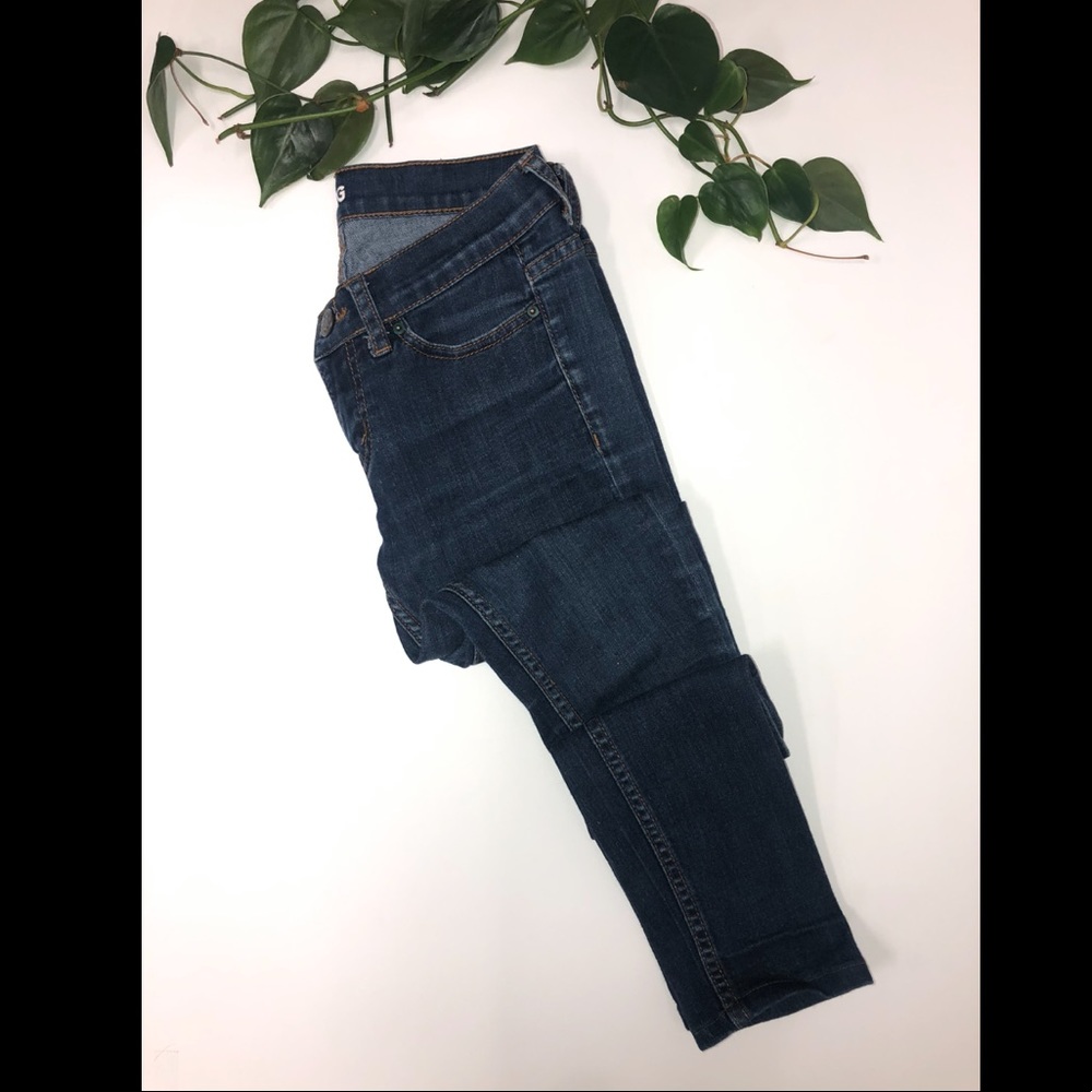BDG cigarette ankle skinny jeans